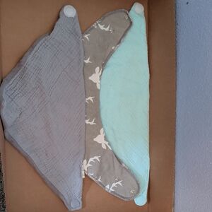 Target Baby Drool Bibs Trio - Gray, Light Blue, Gray Pattern
